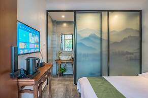 Guipu Courtyard Hotel
