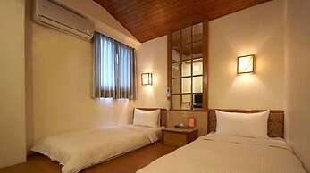 Traveler Hotel