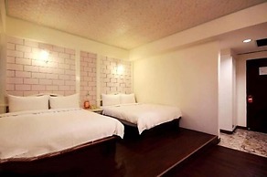 Traveler Hotel