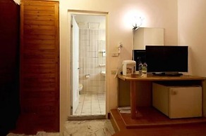 Traveler Hotel