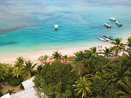 Paradise Beach Resort & Dive Center