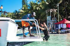 Paradise Beach Resort & Dive Center