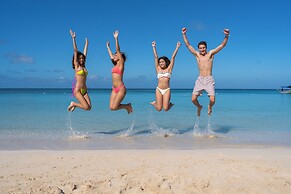 Paradise Beach Resort & Dive Center