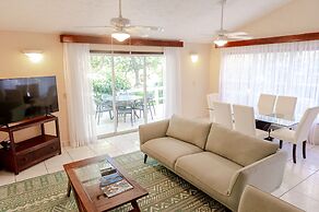 Paradise Beach Resort & Dive Center
