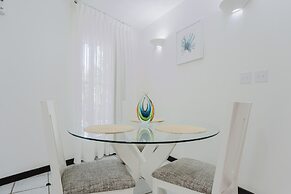 Paradise Beach Resort & Dive Center