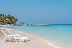 Paradise Beach Resort & Dive Center