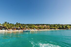 Paradise Beach Resort & Dive Center
