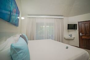 Paradise Beach Resort & Dive Center