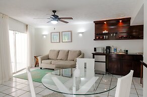 Paradise Beach Resort & Dive Center