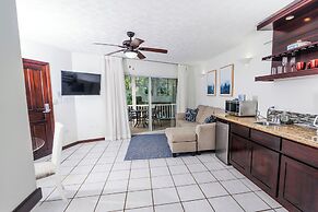 Paradise Beach Resort & Dive Center