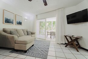 Paradise Beach Resort & Dive Center