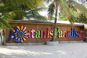 Paradise Beach Resort & Dive Center