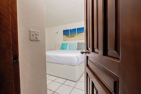Paradise Beach Resort & Dive Center