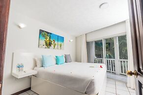 Paradise Beach Resort & Dive Center
