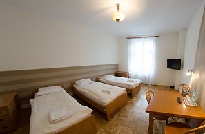 Brama Hostel