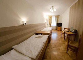 Brama Hostel