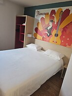 Kyriad Direct Mont De Marsan - St Avit