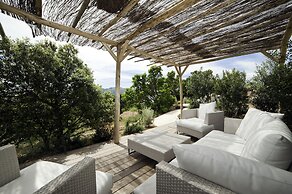 Domaine Santa Giulia Palace