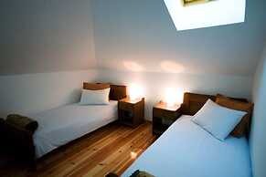 Nautica Apartments