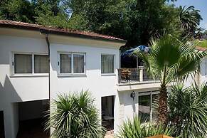 Nautica Apartments