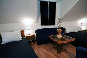Nautica Apartments