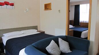 Cromwell Motel