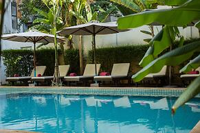 Apsara Centrepole Hotel
