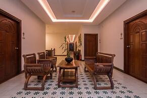 Apsara Centrepole Hotel