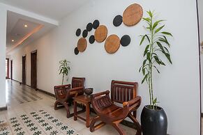 Apsara Centrepole Hotel