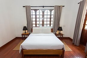 Apsara Centrepole Hotel