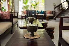 Apsara Centrepole Hotel