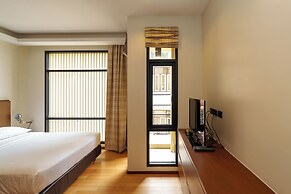 Marvin Suites Hotel