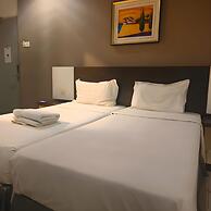 Leo Express Hotel
