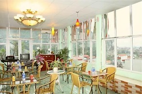 Canh Dieu Hotel