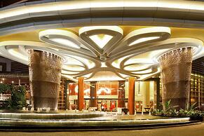 The Trans Luxury Hotel