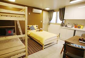 Lee & No Guesthouse