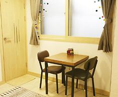 Lee & No Guesthouse