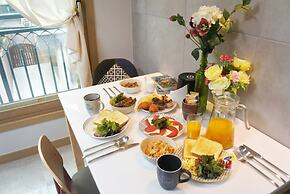 Lee & No Guesthouse