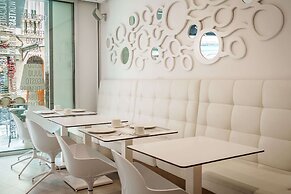 Mar Calma Hotel