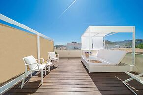 Mar Calma Hotel