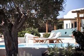 Black Rose Suites
