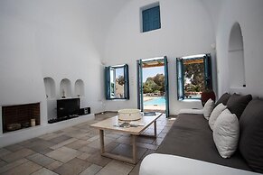Black Rose Suites
