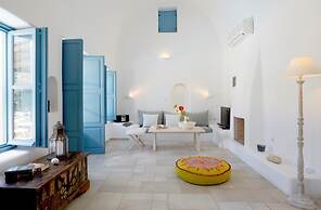 Black Rose Suites