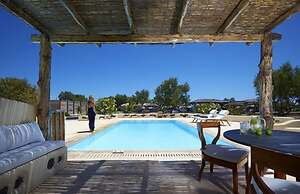 Black Rose Suites