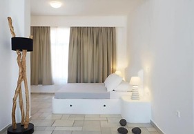 Black Rose Suites