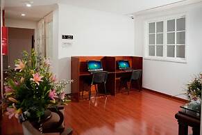 Ambar Hotel