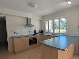 Rose Bay Resort