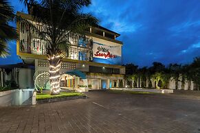 Bliss Surfer Hotel Legian