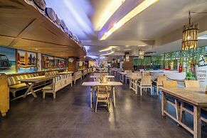 Bliss Surfer Hotel Legian