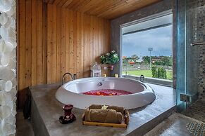 Bliss Surfer Hotel Legian